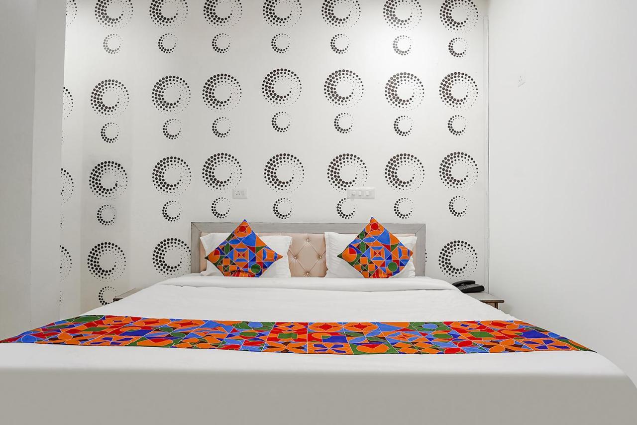 Fabhotel Siddhi Varanasi Exterior foto